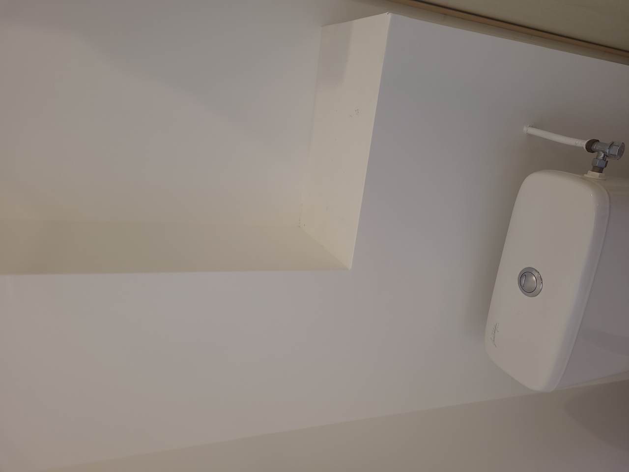 Une chute de planche qui traîne ... Système D